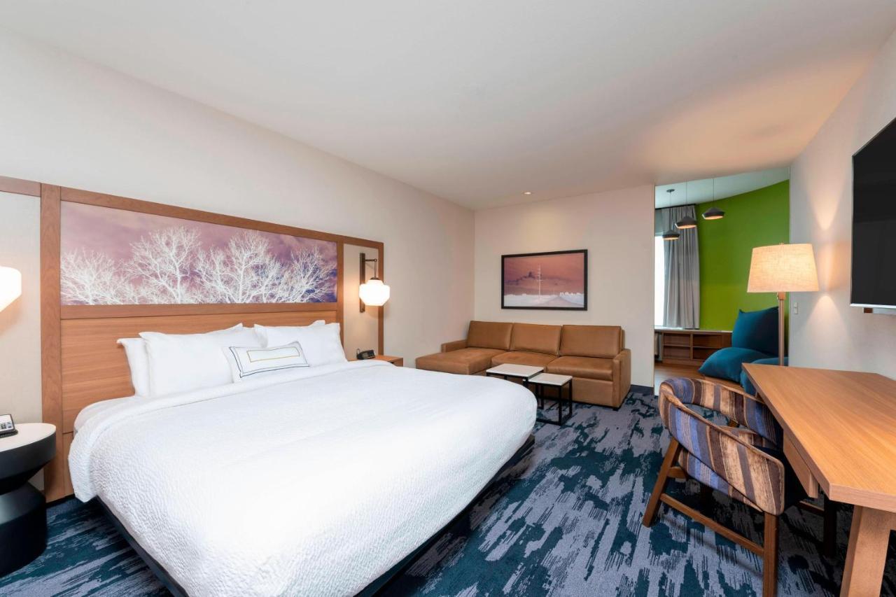 Fairfield Inn & Suites By Marriott Fair Oaks Farms Экстерьер фото