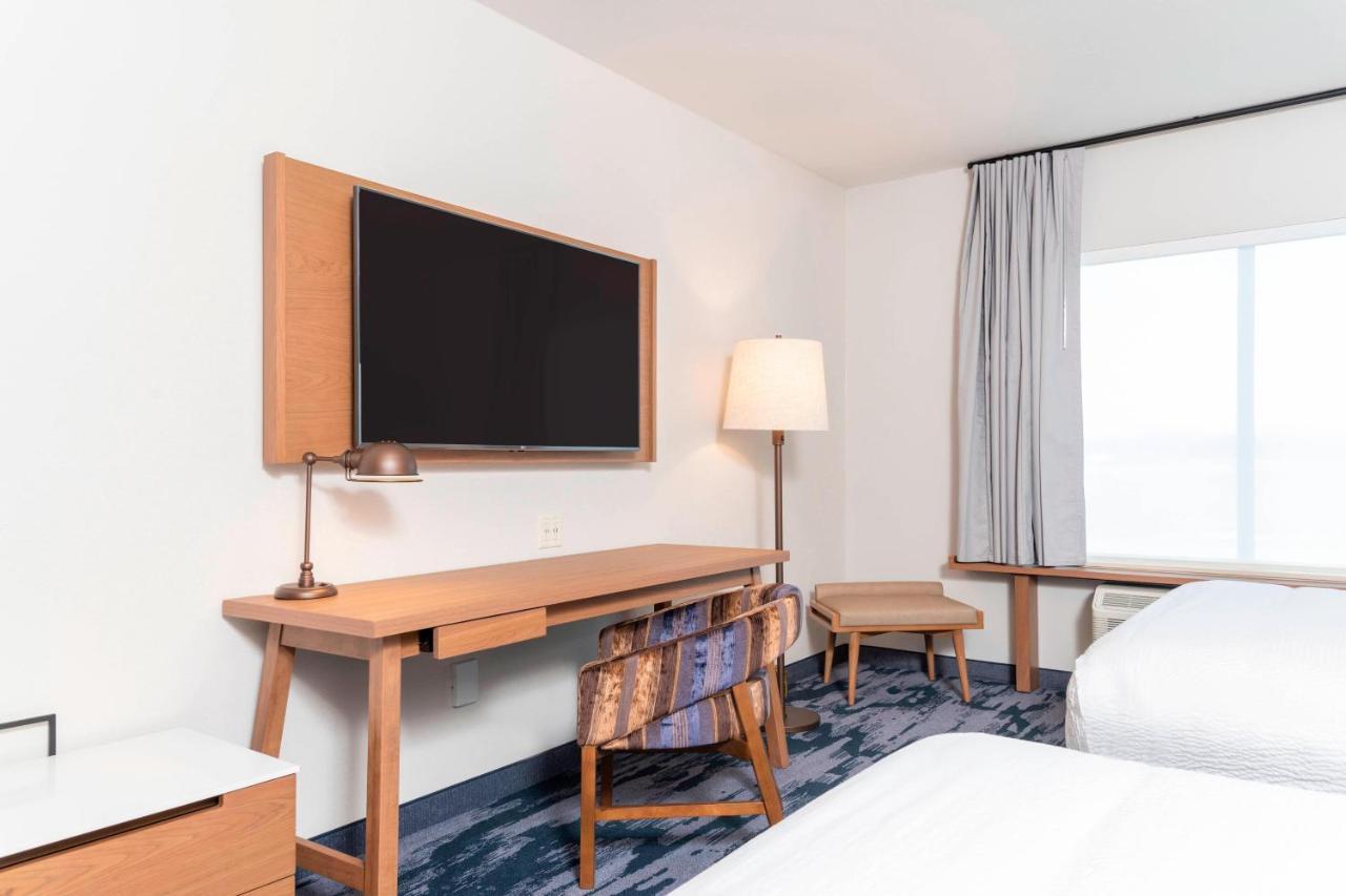 Fairfield Inn & Suites By Marriott Fair Oaks Farms Экстерьер фото