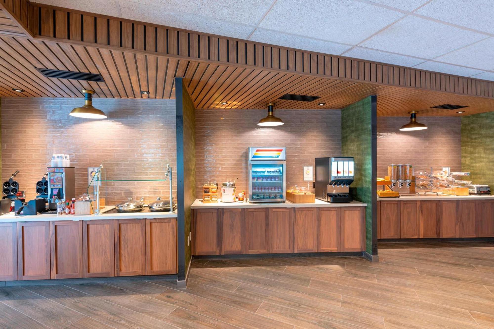 Fairfield Inn & Suites By Marriott Fair Oaks Farms Экстерьер фото