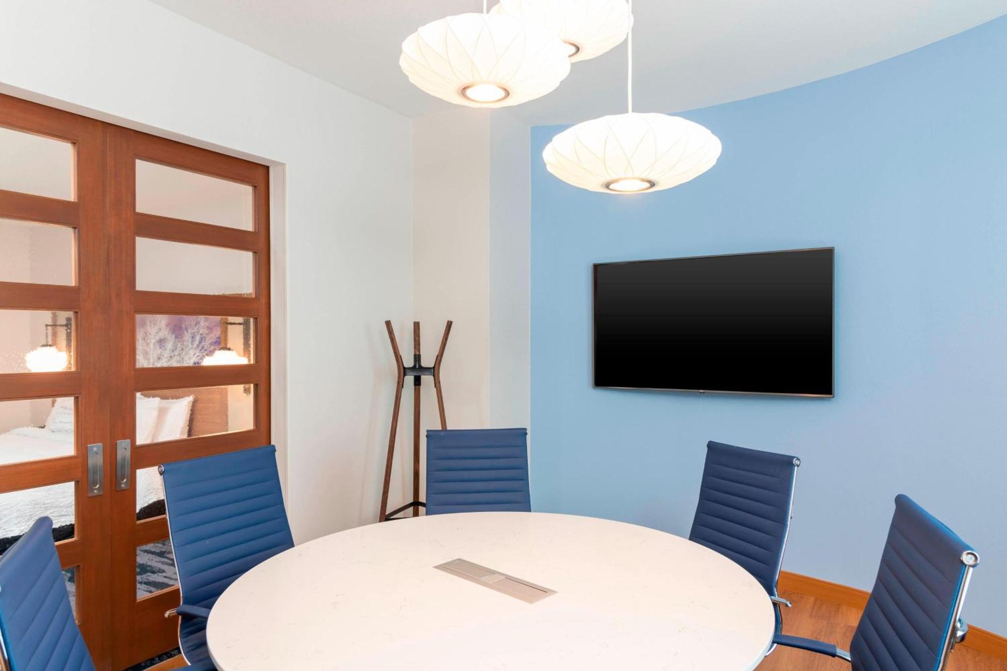 Fairfield Inn & Suites By Marriott Fair Oaks Farms Экстерьер фото