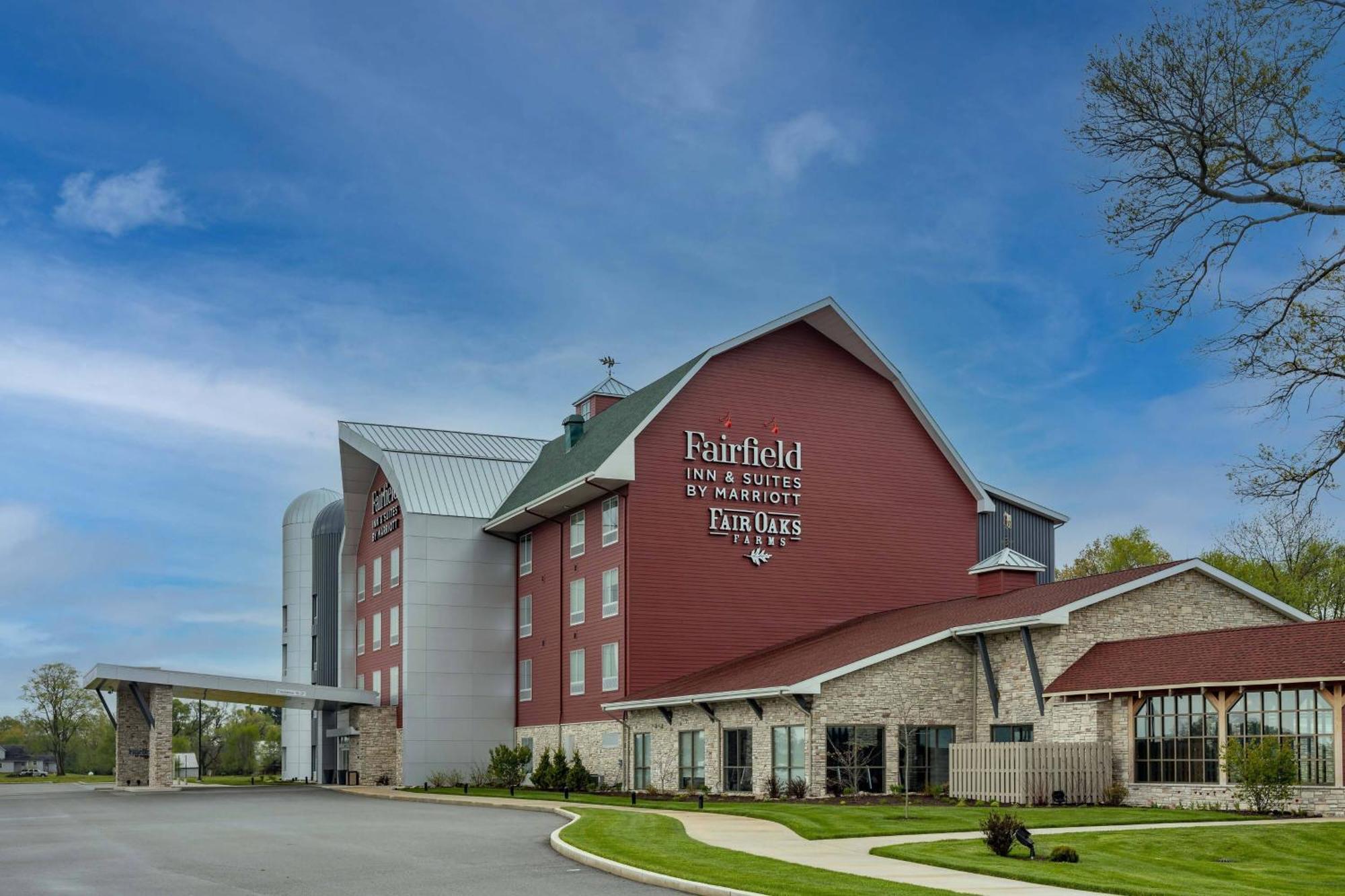 Fairfield Inn & Suites By Marriott Fair Oaks Farms Экстерьер фото